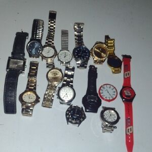 Stylish Men's Watch Collection - Black, Gold, Silver(15 Total)
